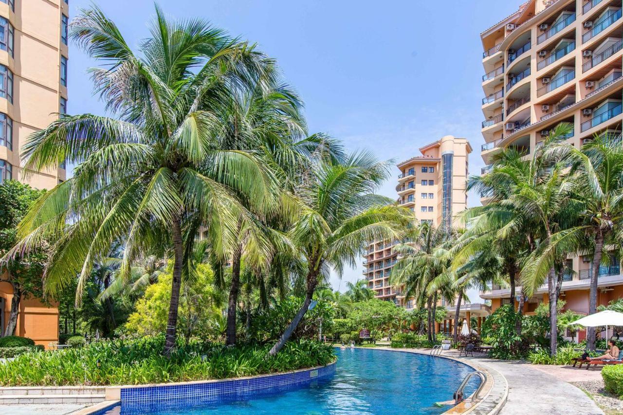 Gold Boutique Holiday Hotel Sanyabay（Free Cooking &Airport Transfer，100 Meters Away From The Beach） Экстерьер фото